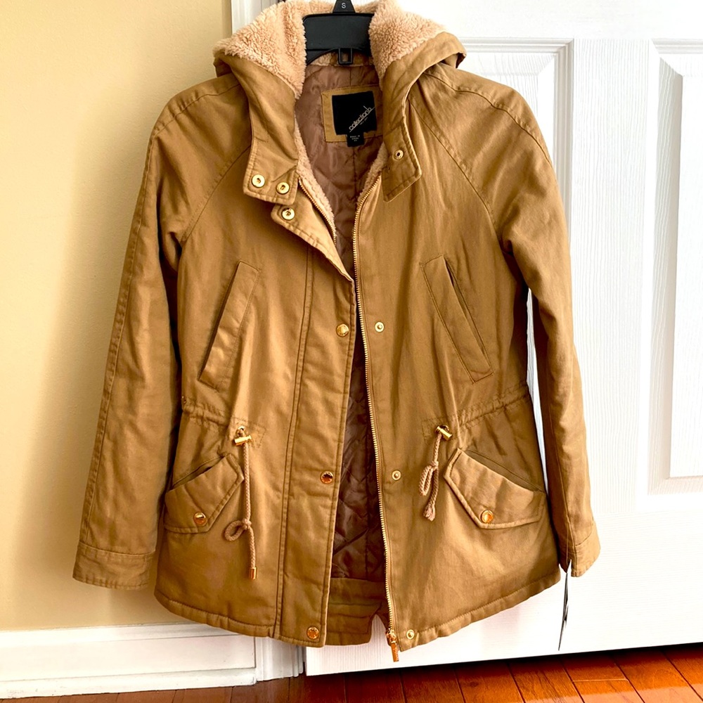 NWT CollectionB New York khaki woman jacket with hoodie